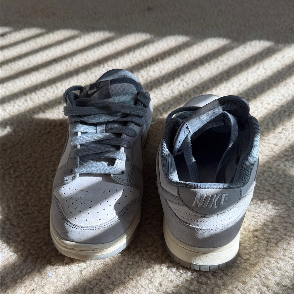 Nike Light Gray Athletic Shoes